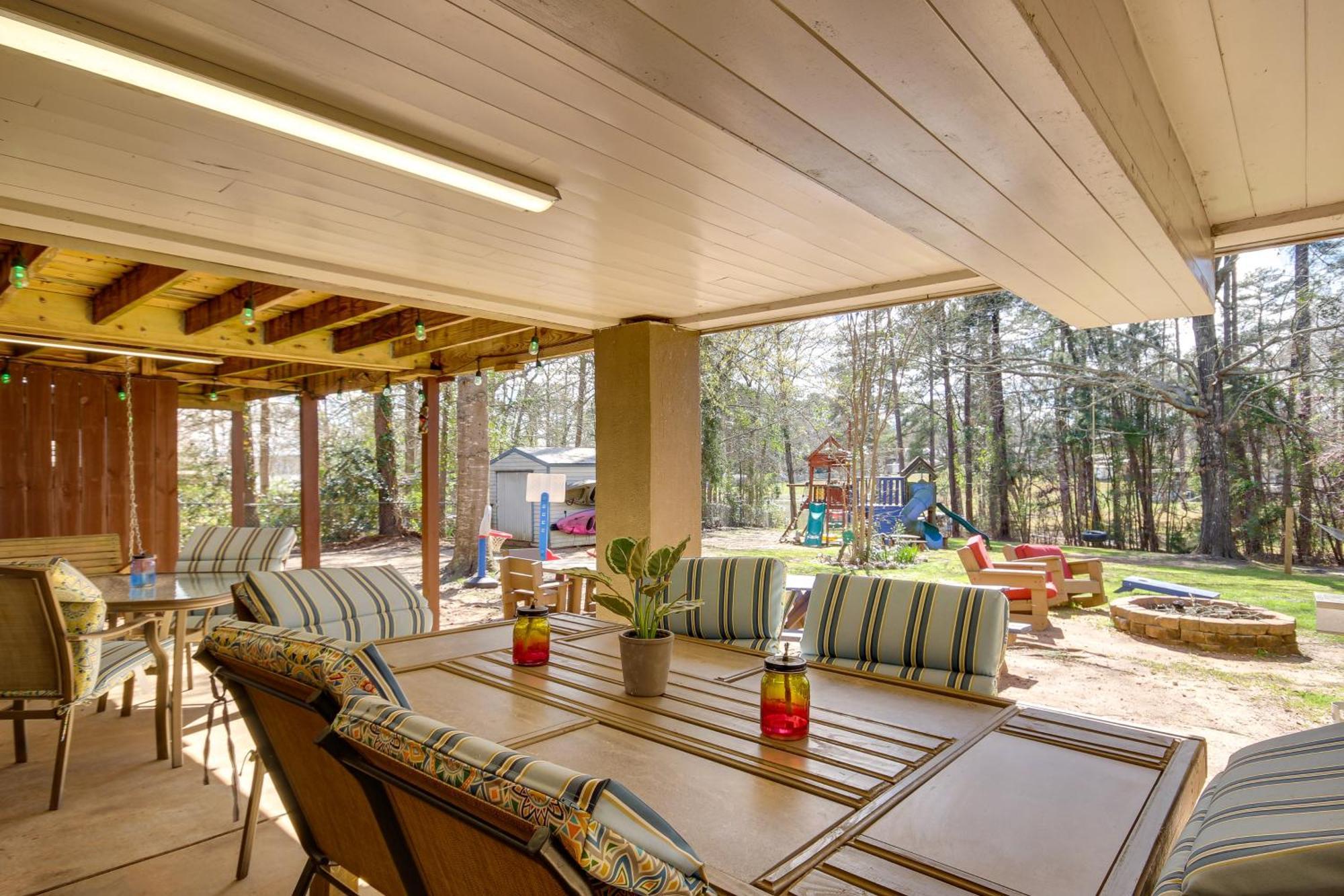 Lake Murray Shores Pet-Friendly Lakehouse View Tower And Fire Pit! מראה חיצוני תמונה