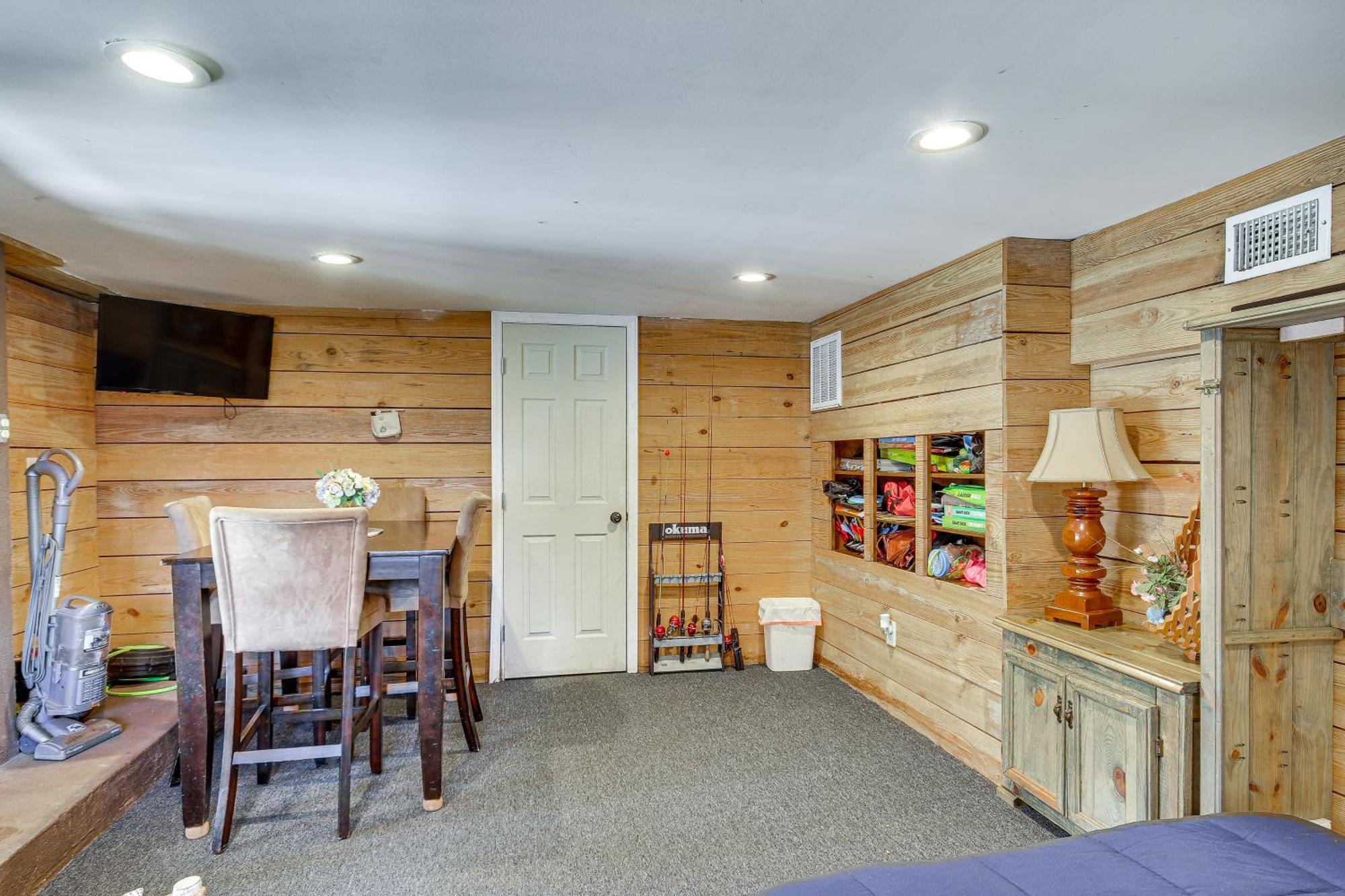 Lake Murray Shores Pet-Friendly Lakehouse View Tower And Fire Pit! מראה חיצוני תמונה